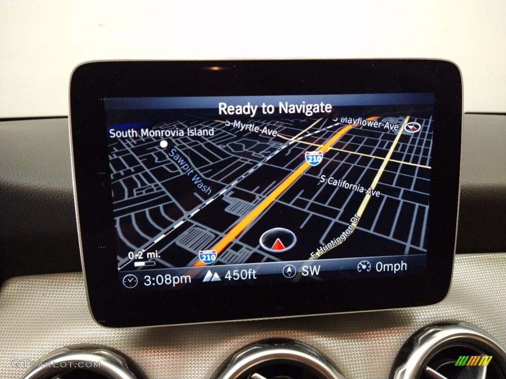 2018 GLA 250 - Cirrus White / Sahara Beige photo #23