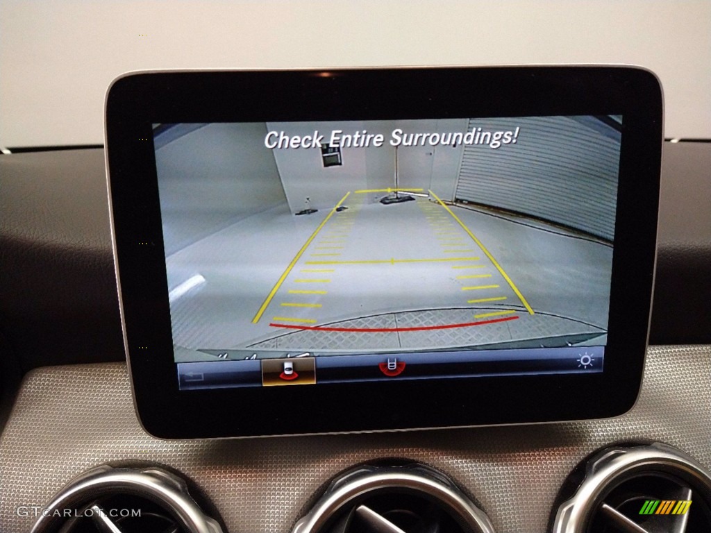 2018 GLA 250 - Cirrus White / Sahara Beige photo #24