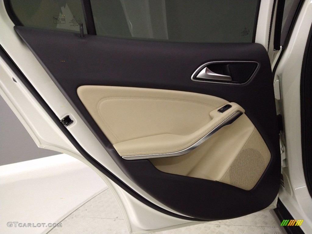 2018 GLA 250 - Cirrus White / Sahara Beige photo #28