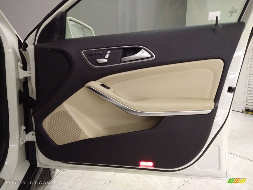 2018 GLA 250 - Cirrus White / Sahara Beige photo #32