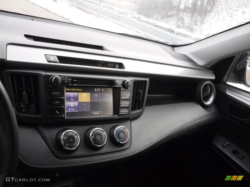 2018 RAV4 LE AWD - Ruby Flare Pearl / Black photo #3