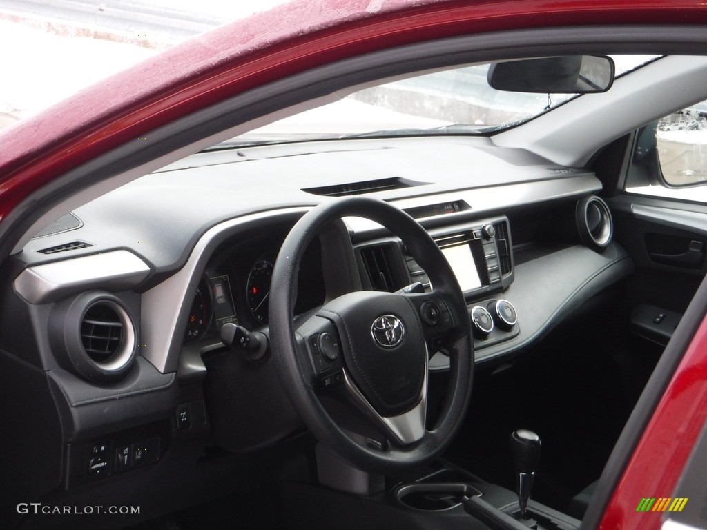 2018 RAV4 LE AWD - Ruby Flare Pearl / Black photo #16
