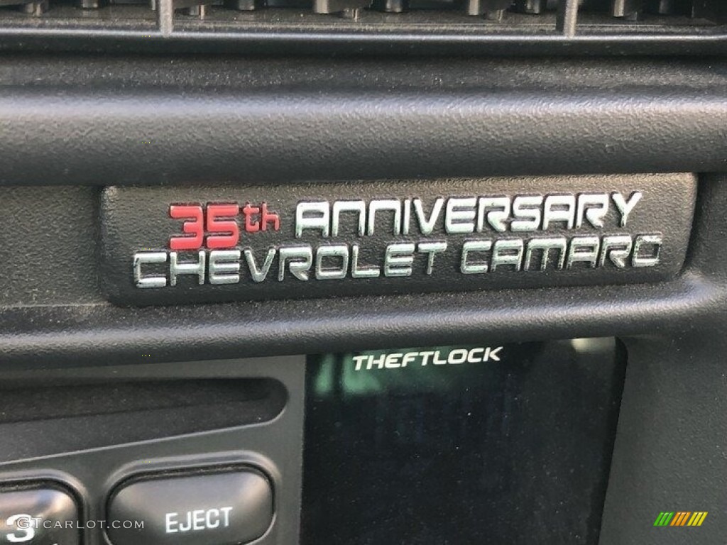 2002 Chevrolet Camaro Z28 SS 35th Anniversary Edition Convertible Marks and Logos Photo #143677784