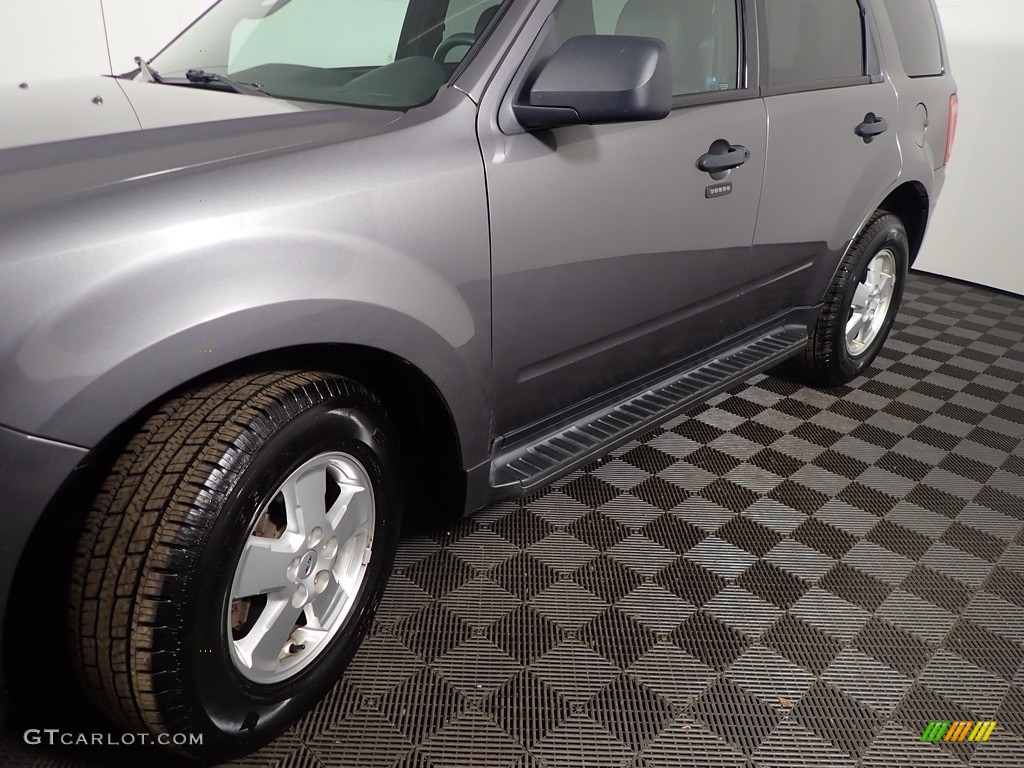 2012 Escape XLT - Sterling Gray Metallic / Charcoal Black photo #9