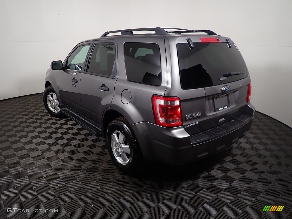 2012 Escape XLT - Sterling Gray Metallic / Charcoal Black photo #10