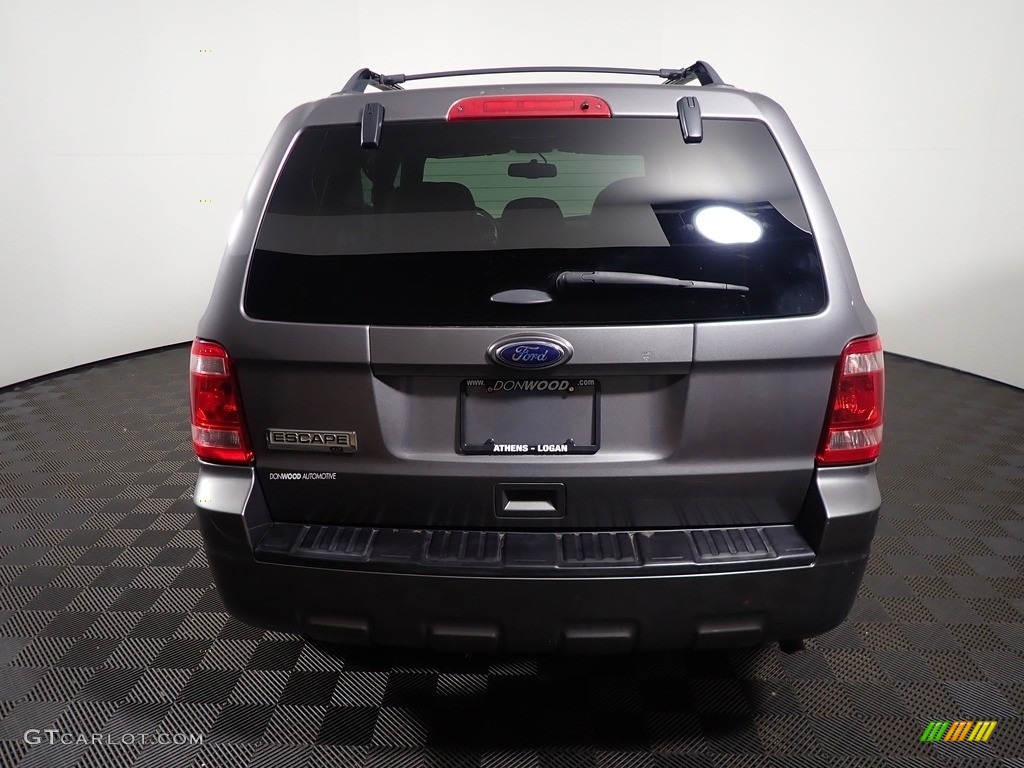 2012 Escape XLT - Sterling Gray Metallic / Charcoal Black photo #11