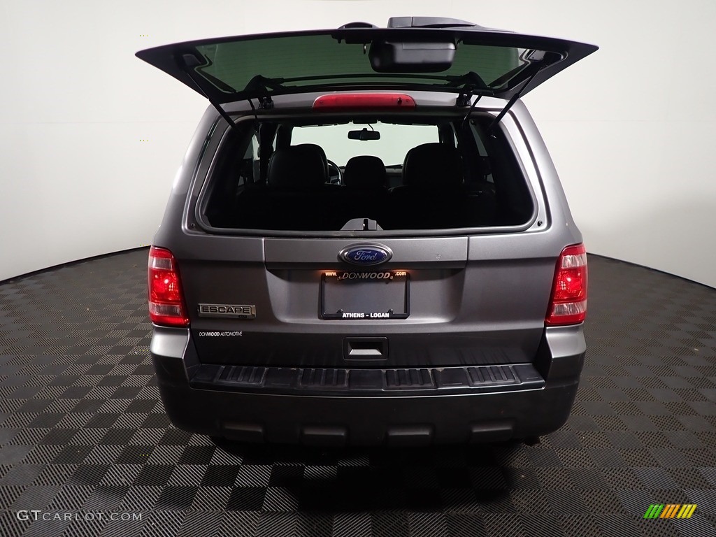 2012 Escape XLT - Sterling Gray Metallic / Charcoal Black photo #12
