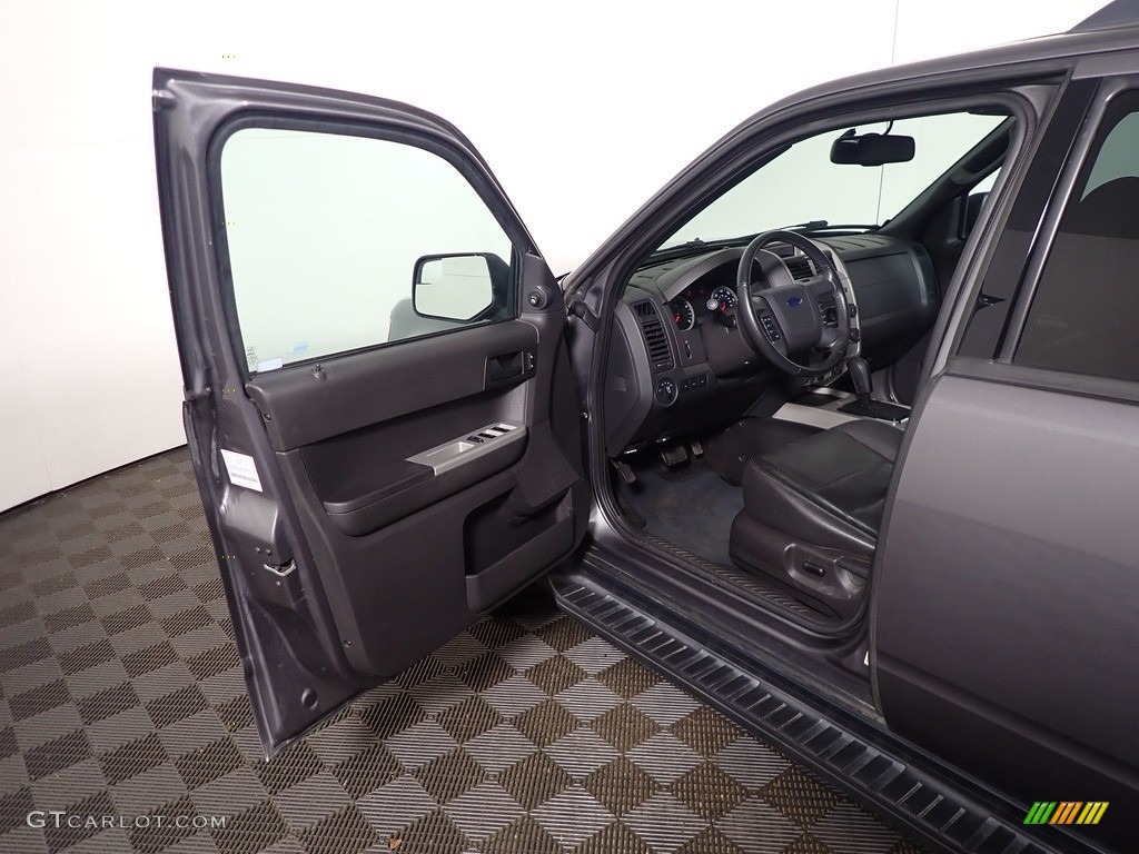 2012 Escape XLT - Sterling Gray Metallic / Charcoal Black photo #18