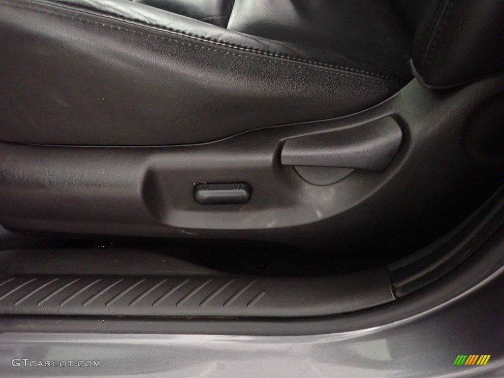 2012 Escape XLT - Sterling Gray Metallic / Charcoal Black photo #21