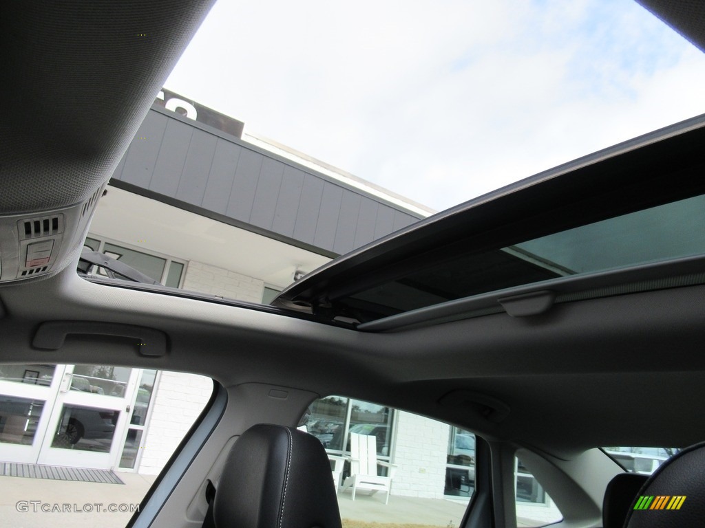 2019 Jetta SEL - White Silver Metallic / Titan Black photo #11
