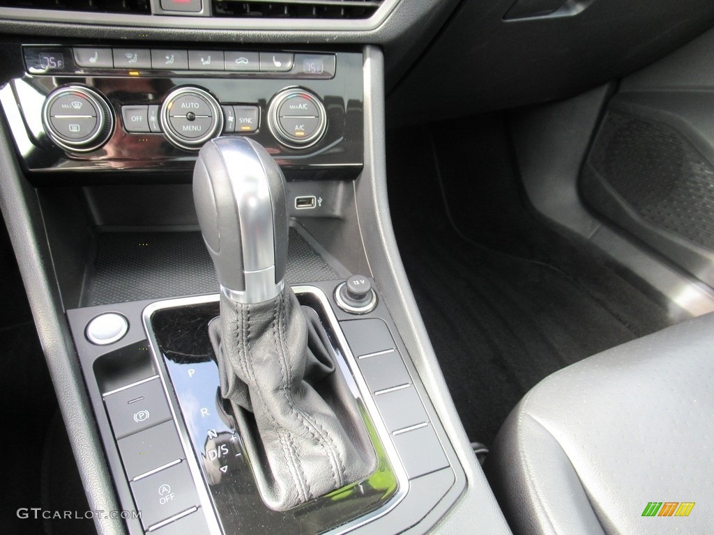 2019 Jetta SEL - White Silver Metallic / Titan Black photo #19