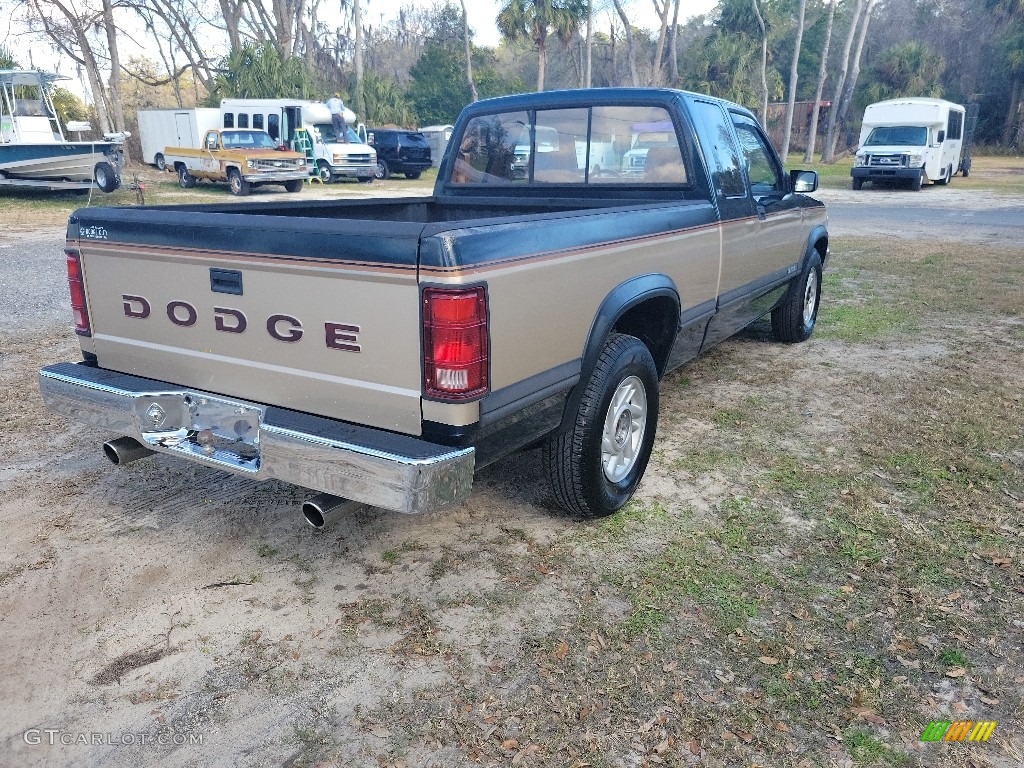 Dark Forest Green Metallic 1992 Dodge Dakota LE Extended Cab Exterior Photo #143679518