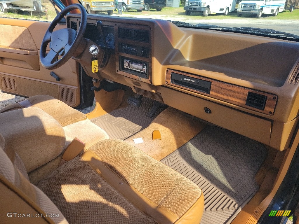 1992 Dodge Dakota LE Extended Cab Interior Color Photos