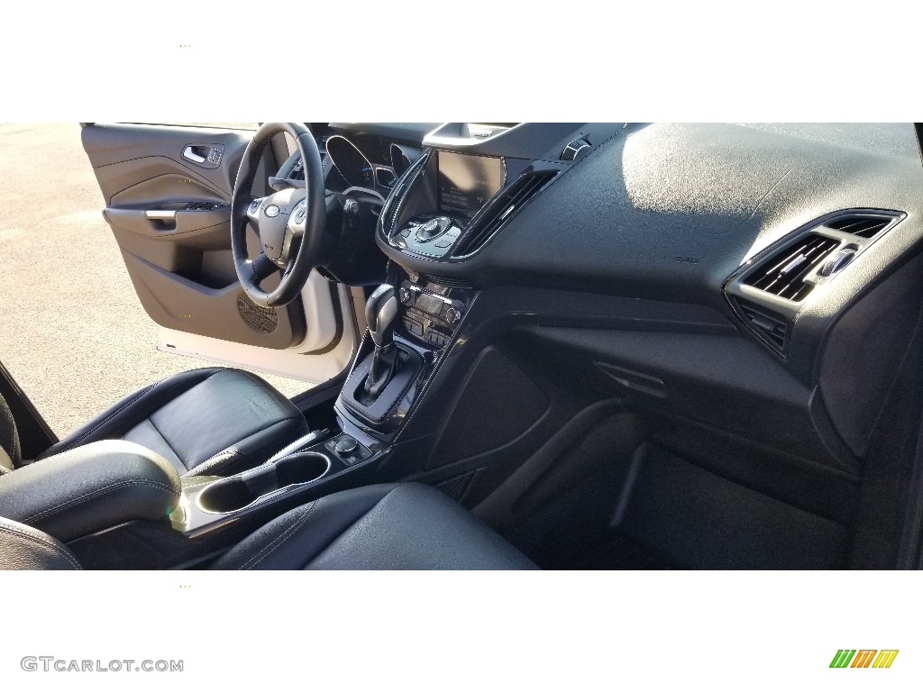2015 Escape Titanium 4WD - White Platinum Metallic Tri-Coat / Charcoal Black photo #24