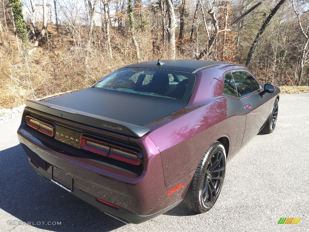 2021 Challenger R/T Scat Pack - Hellraisin / Black photo #6