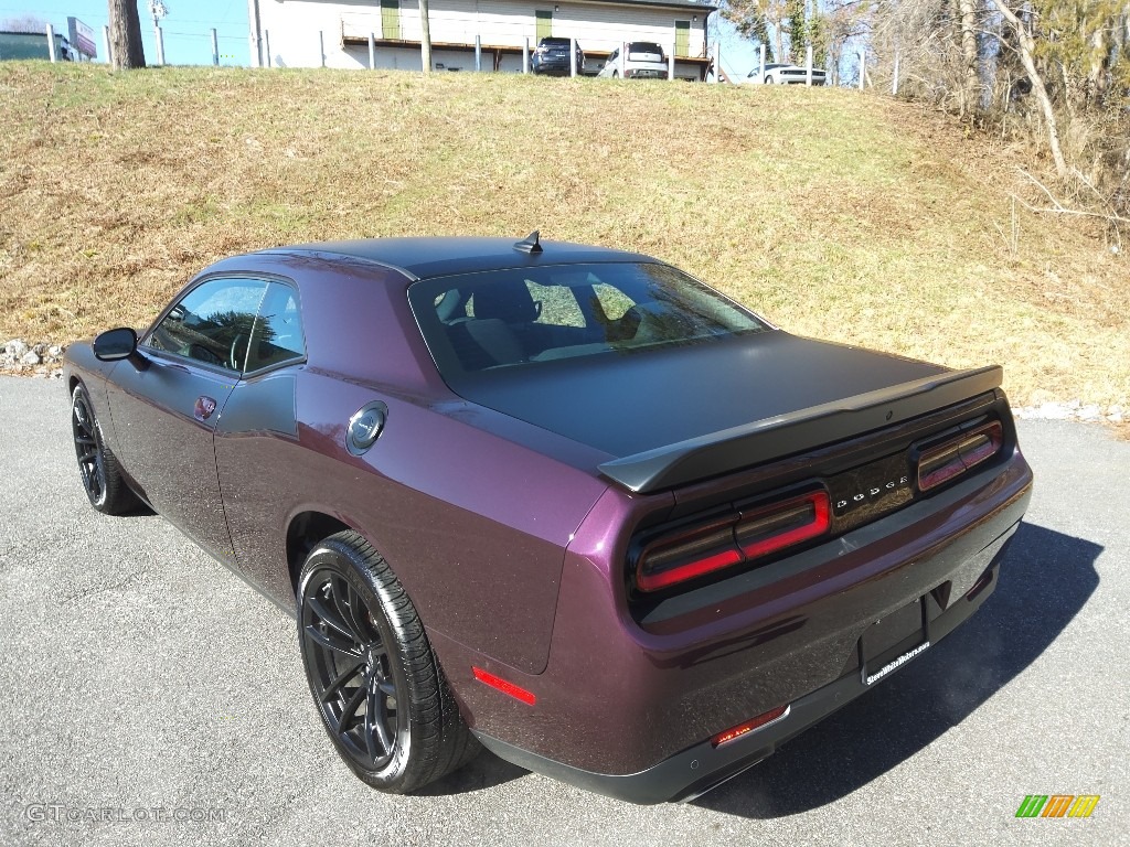 2021 Challenger R/T Scat Pack - Hellraisin / Black photo #8