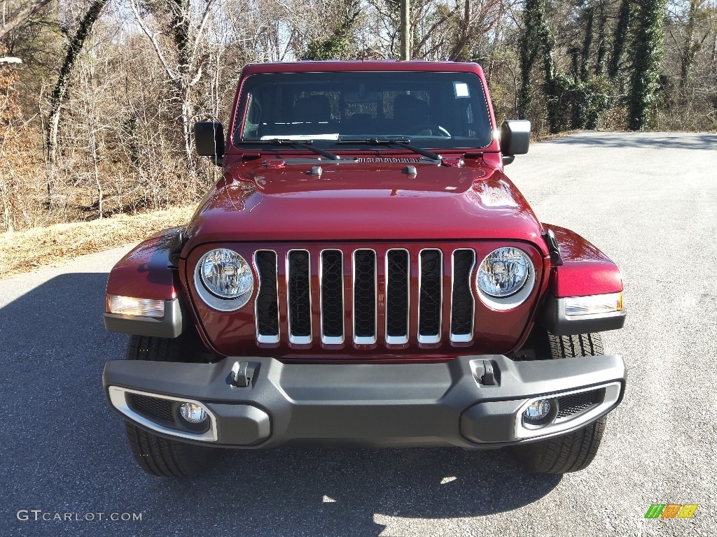 2022 Gladiator Overland 4x4 - Snazzberry Pearl / Black photo #3