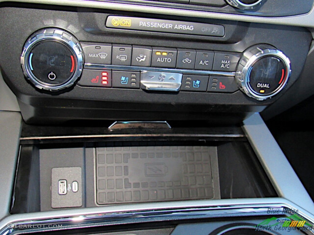 2022 F350 Super Duty Lariat Crew Cab 4x4 - Stone Gray / Black Onyx photo #20