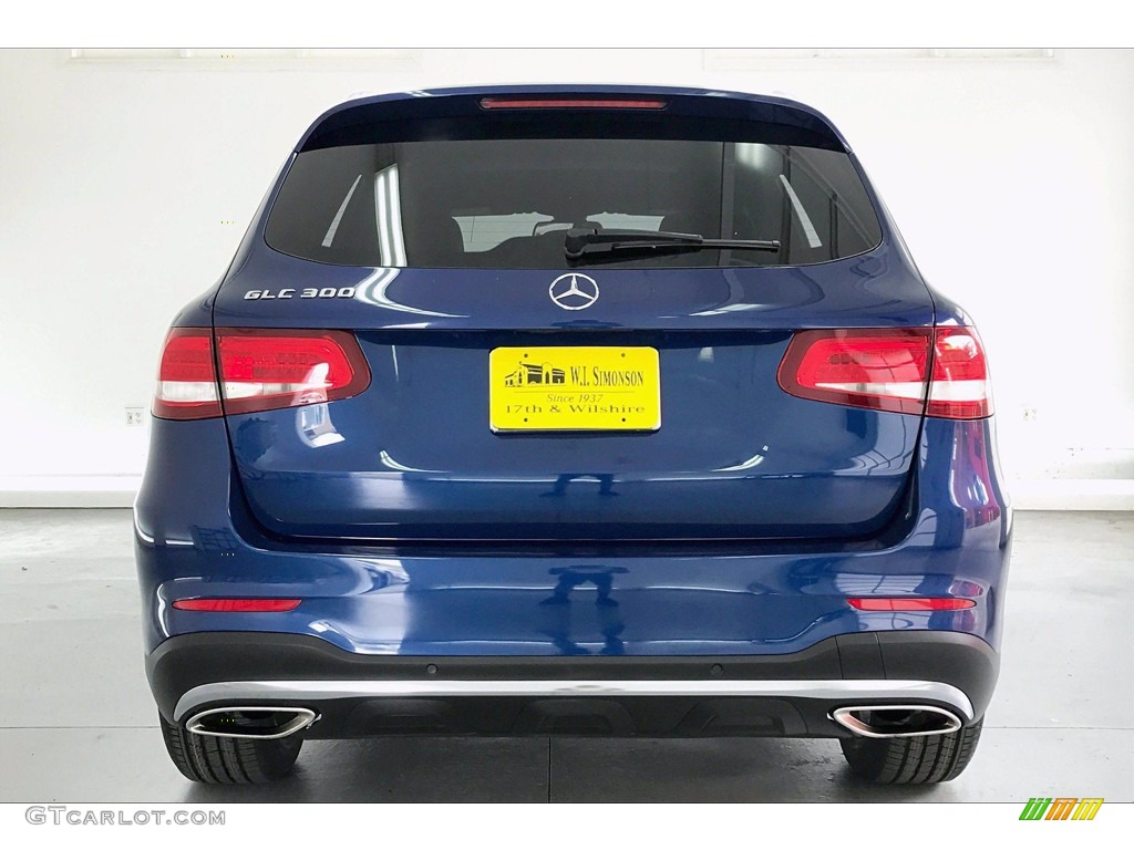 2017 GLC 300 - Brilliant Blue Metallic / Espresso Brown/Black photo #3