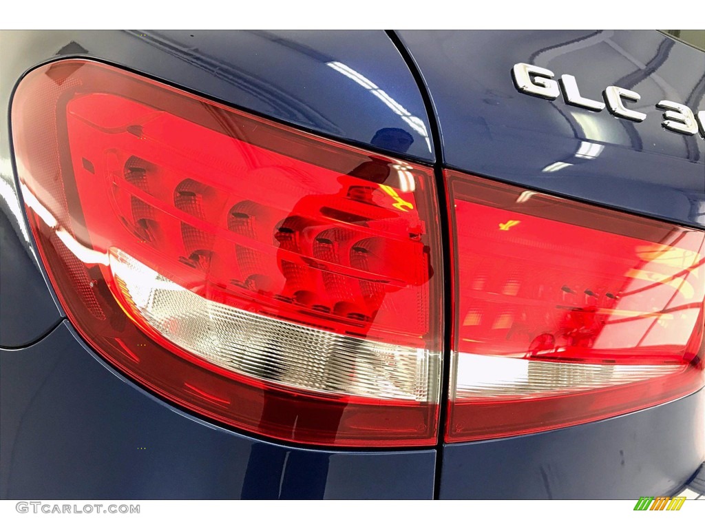 2017 GLC 300 - Brilliant Blue Metallic / Espresso Brown/Black photo #26