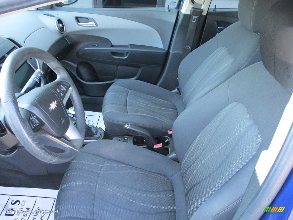 2013 Chevrolet Sonic LT Hatch Front Seat Photo #143695191