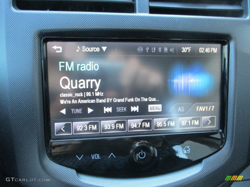 2013 Chevrolet Sonic LT Hatch Audio System Photos