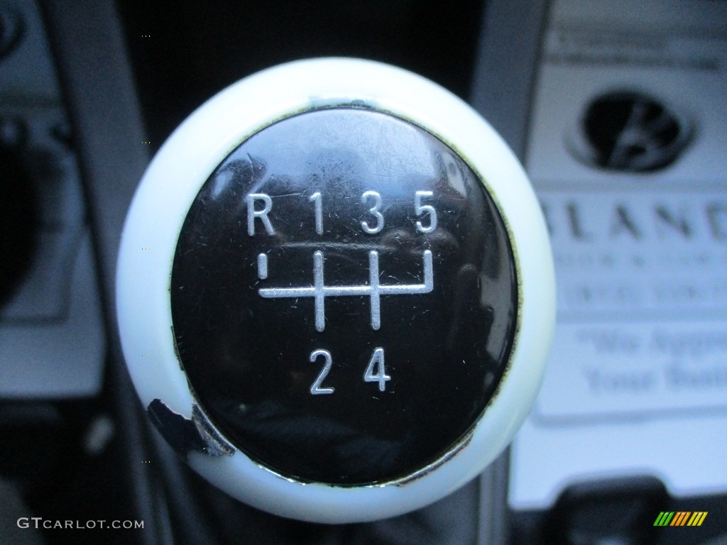 2013 Chevrolet Sonic LT Hatch Transmission Photos
