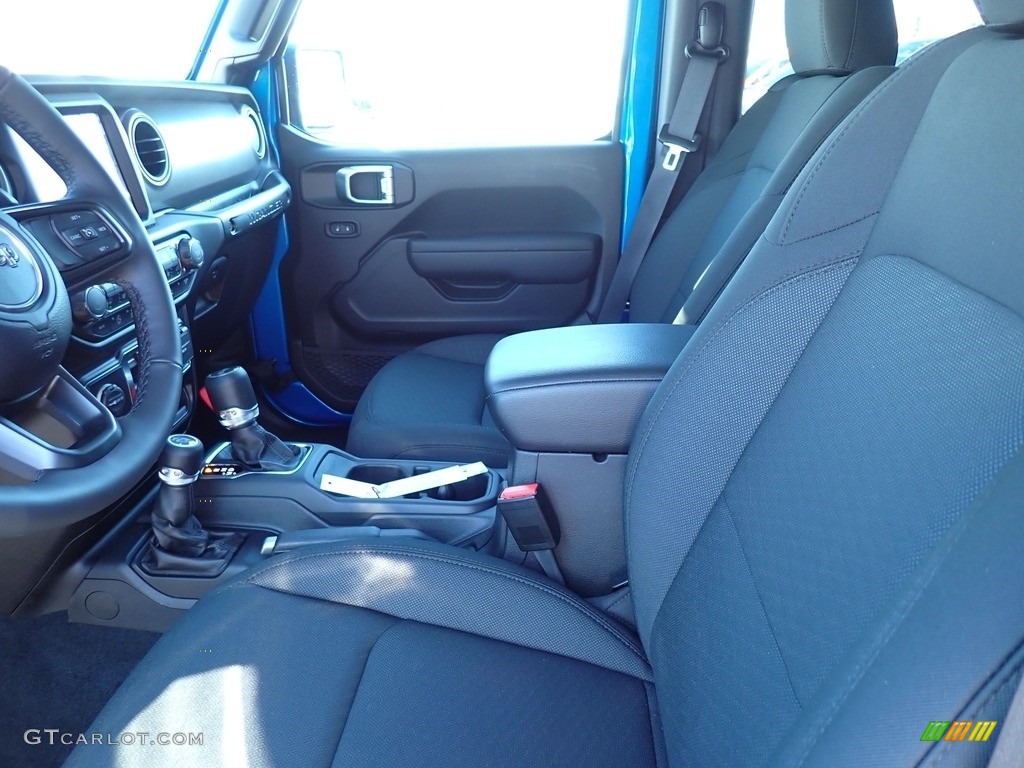Black Interior 2022 Jeep Wrangler Willys 4x4 Photo #143695972