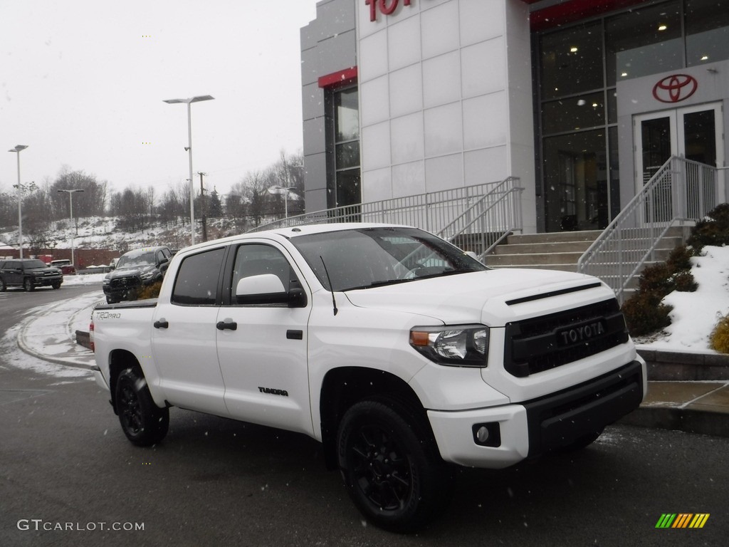 2015 Tundra TRD Pro CrewMax 4x4 - Super White / Black photo #1