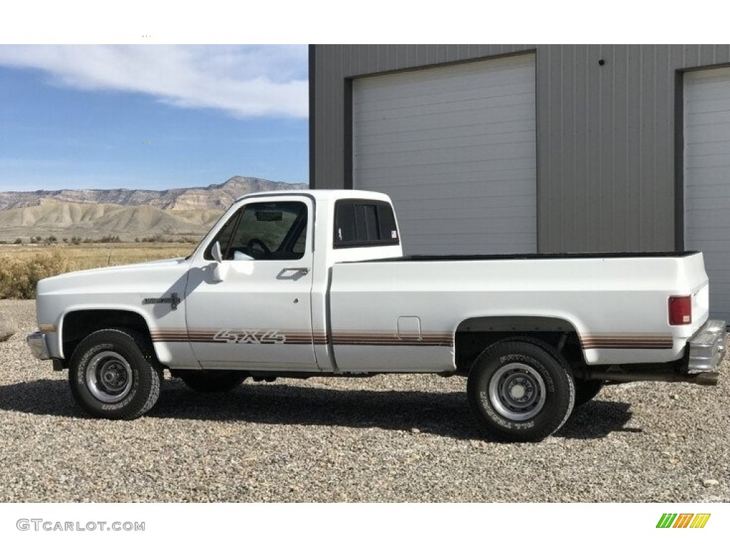 Frost White 1986 Chevrolet C/K K10 Custom Deluxe Regular Cab 4x4 Exterior Photo #143696958