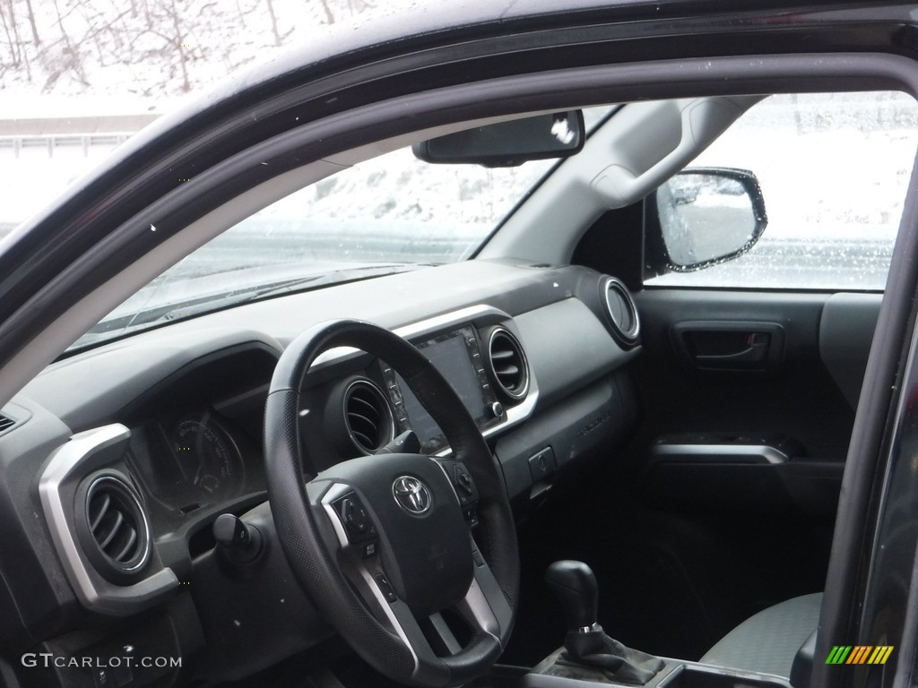 2020 Tacoma SR5 Double Cab 4x4 - Midnight Black Metallic / Cement photo #17