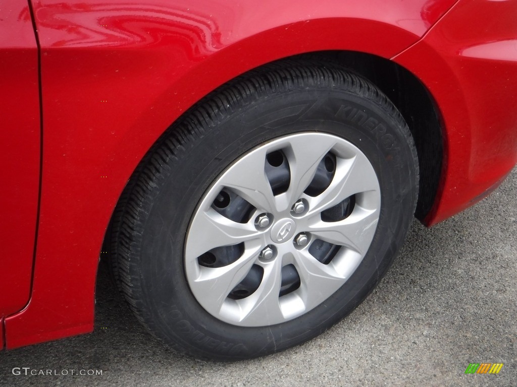 2016 Accent SE Sedan - Boston Red / Gray photo #3