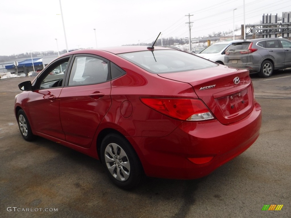 2016 Accent SE Sedan - Boston Red / Gray photo #7
