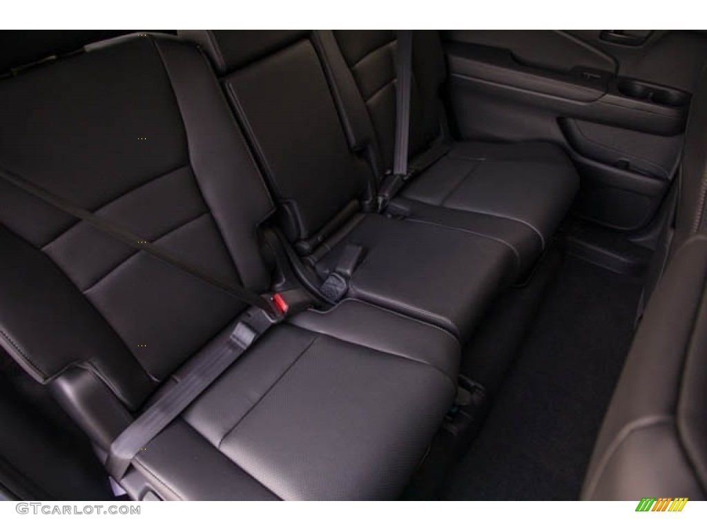 2022 Honda Passport EX-L Rear Seat Photo #143702415