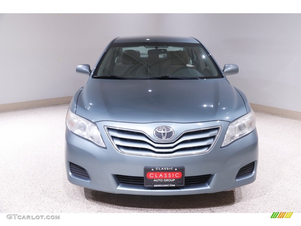 2010 Camry LE - Aloe Green Metallic / Bisque photo #2