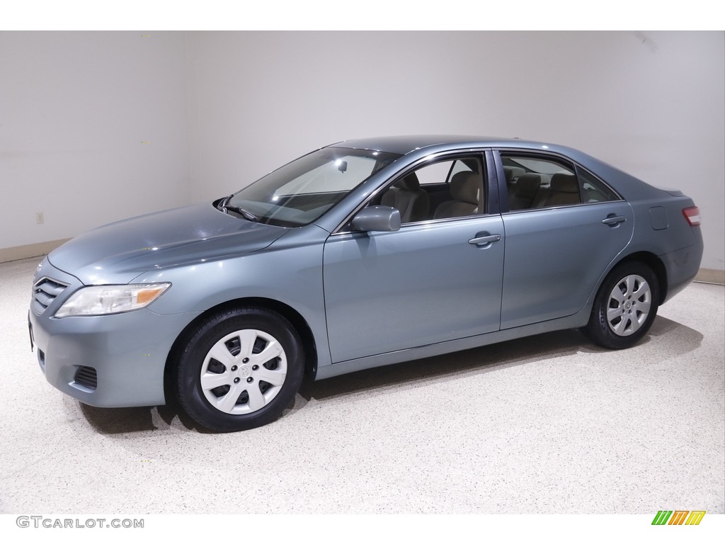 2010 Camry LE - Aloe Green Metallic / Bisque photo #3