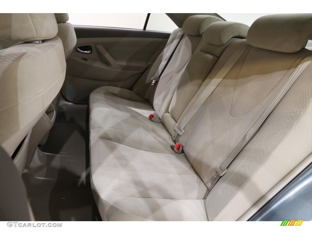 2010 Camry LE - Aloe Green Metallic / Bisque photo #15