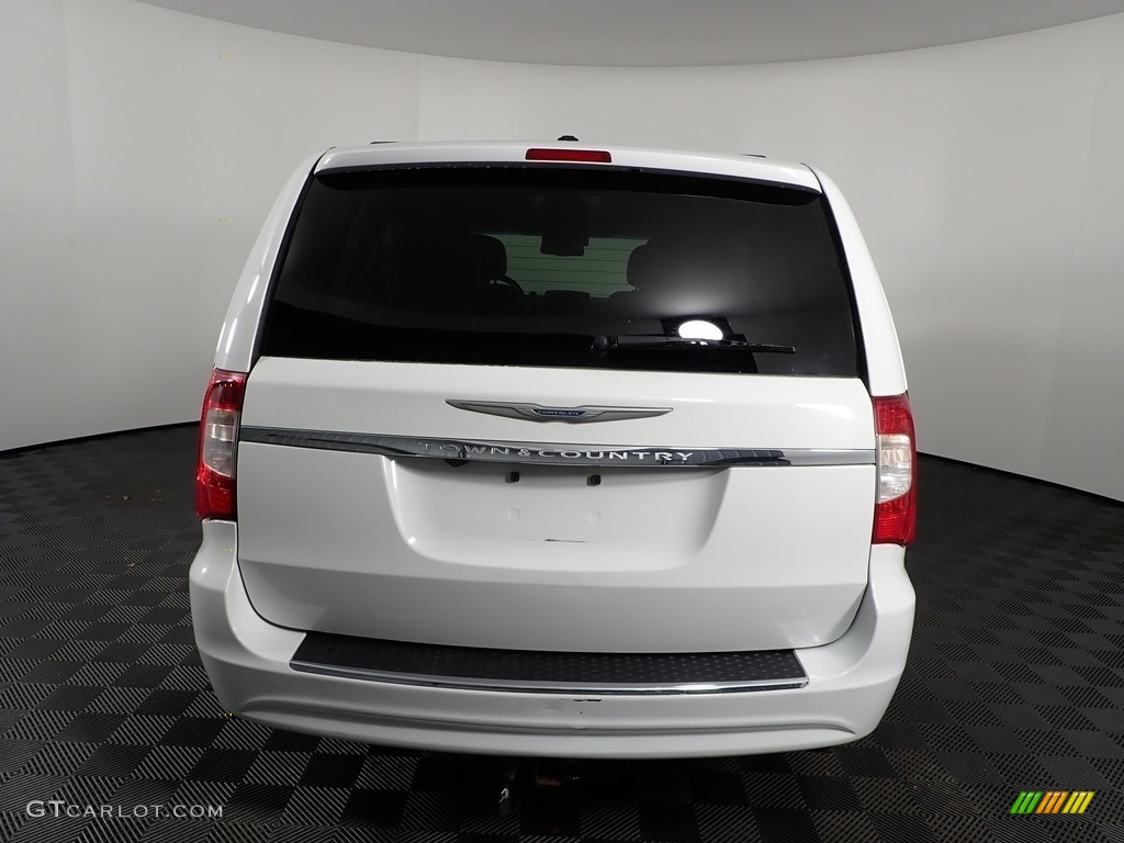2015 Town & Country Touring - Bright White / Black/Light Graystone photo #11