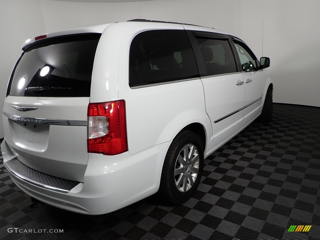 2015 Town & Country Touring - Bright White / Black/Light Graystone photo #14
