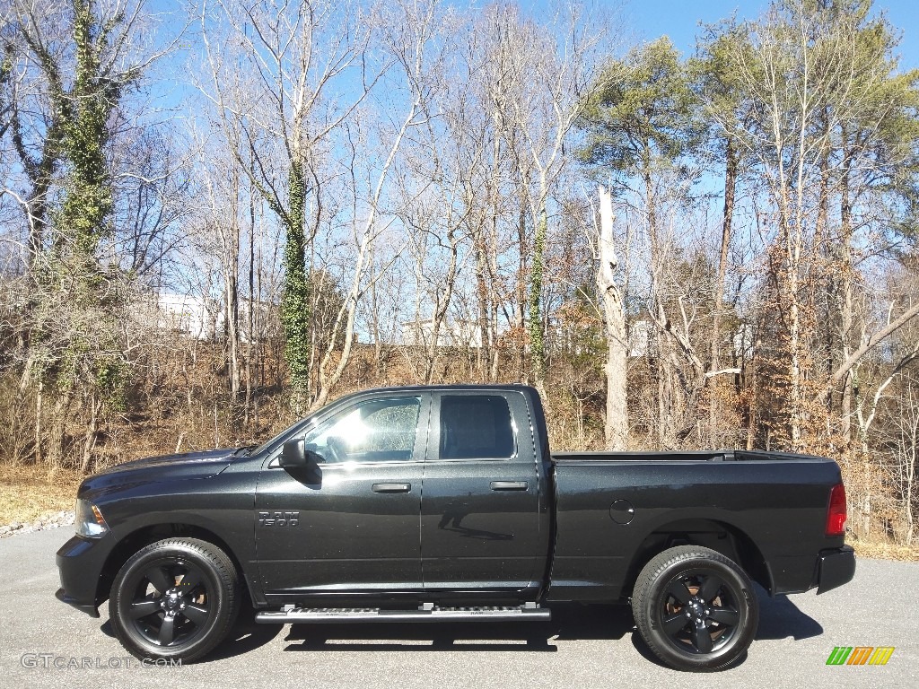 Brilliant Black Crystal Pearl Ram 1500