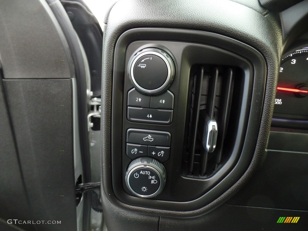 2022 Chevrolet Silverado 2500HD Custom Crew Cab 4x4 Controls Photo #143706259