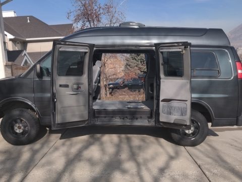 2003 GMC Savana Van 1500 Passenger Camper Conversion Data, Info and Specs
