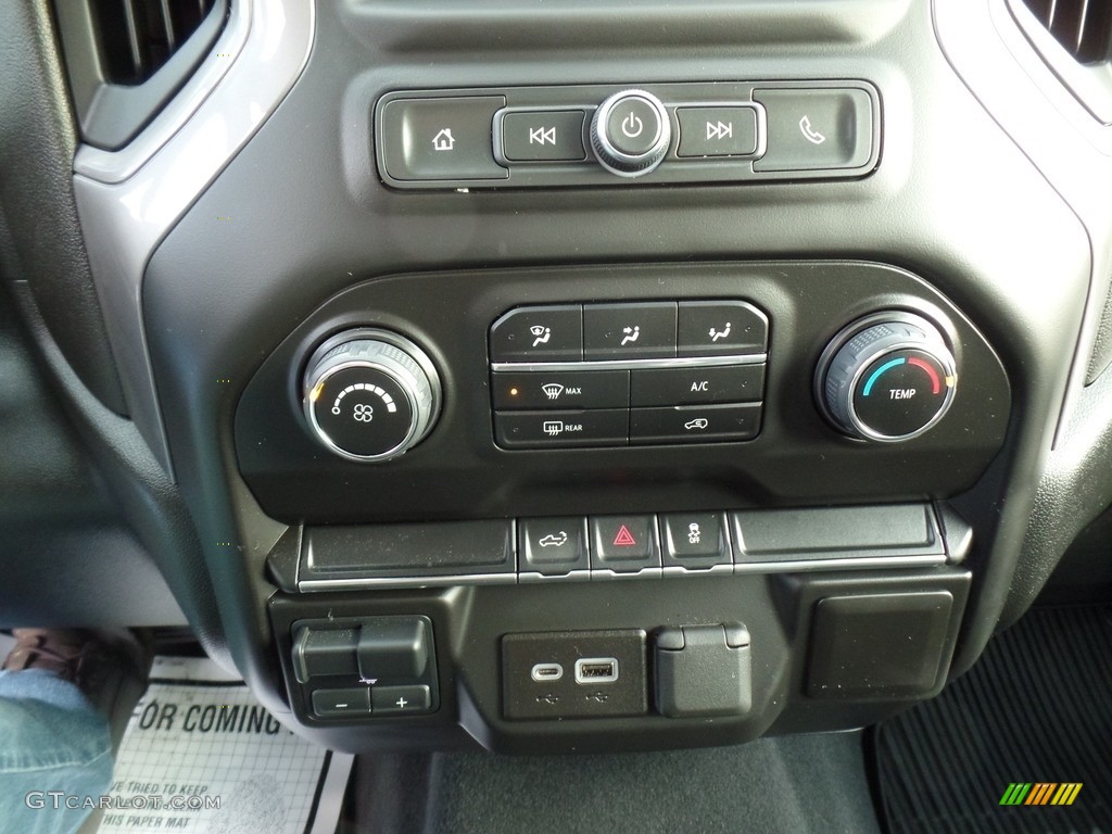 2022 Chevrolet Silverado 2500HD Custom Crew Cab 4x4 Controls Photo #143706385