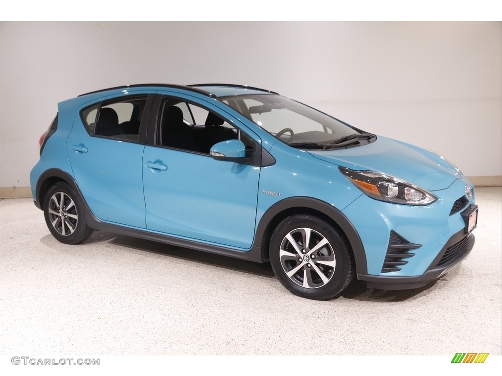 2018 Prius c Three - Tide Pool Pearl / Blue/Dark Gray Two-Tone photo #1