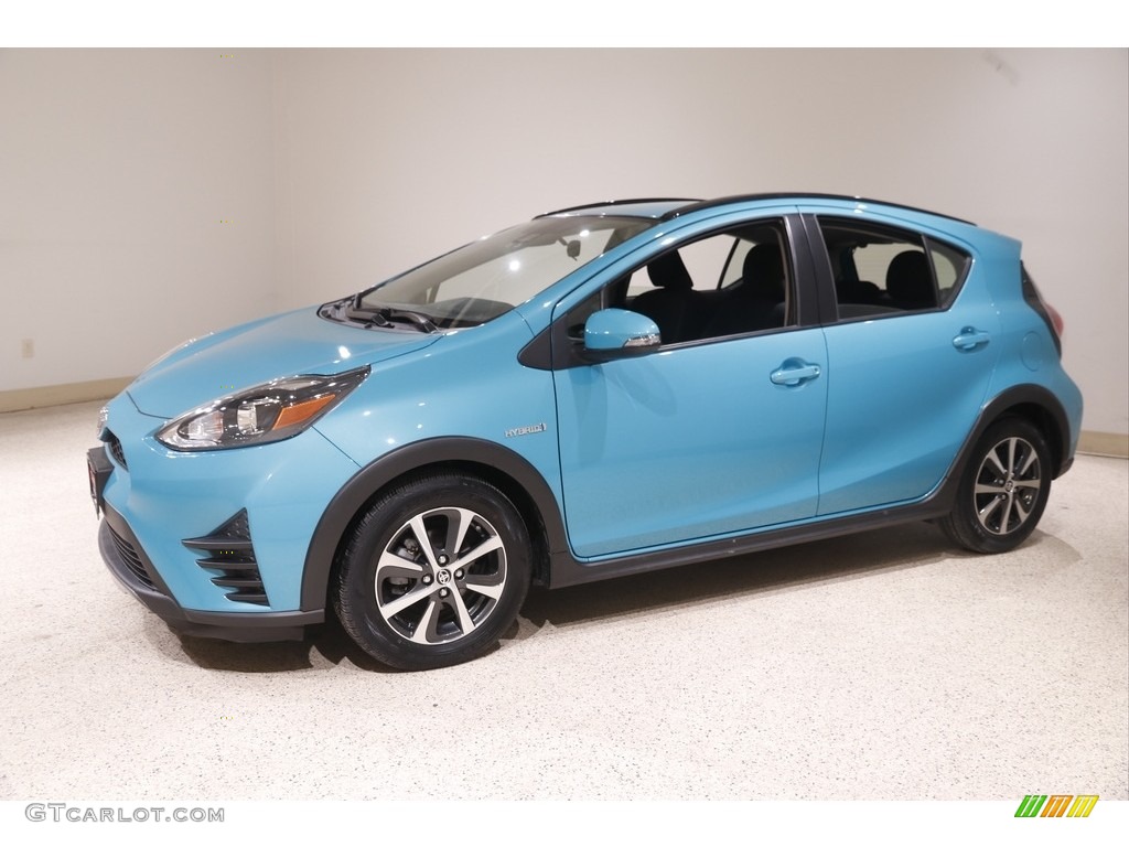 2018 Prius c Three - Tide Pool Pearl / Blue/Dark Gray Two-Tone photo #3