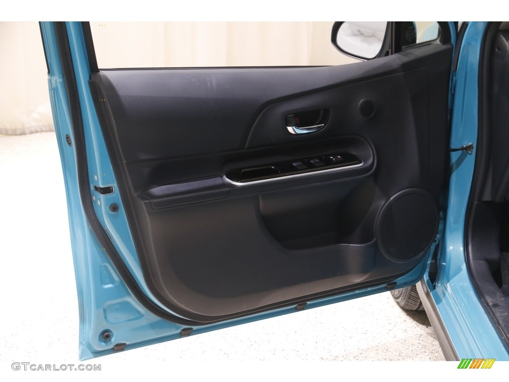 2018 Prius c Three - Tide Pool Pearl / Blue/Dark Gray Two-Tone photo #4