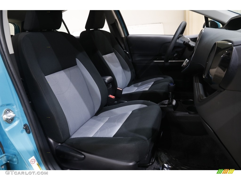 2018 Prius c Three - Tide Pool Pearl / Blue/Dark Gray Two-Tone photo #16