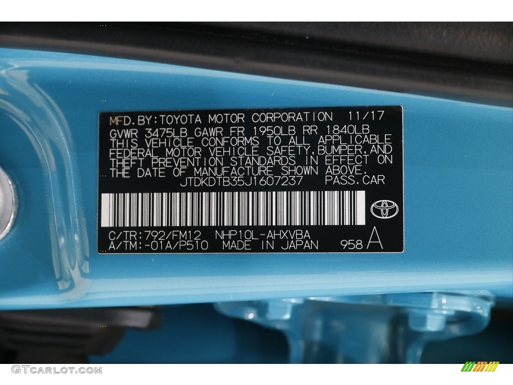 2018 Prius c Three - Tide Pool Pearl / Blue/Dark Gray Two-Tone photo #21