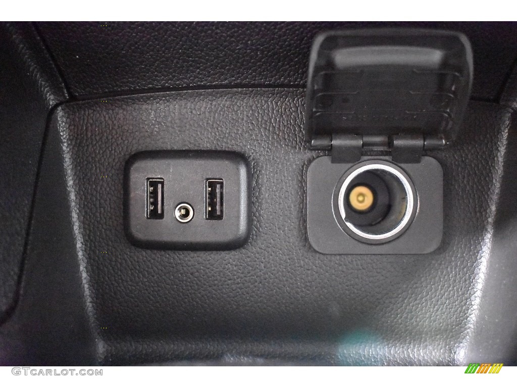 2019 Cruze LS - Mosaic Black Metallic / Jet Black/­Galvanized photo #18