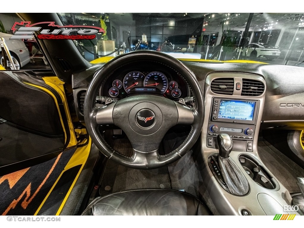 2006 Corvette Convertible - Velocity Yellow / Ebony Black photo #17